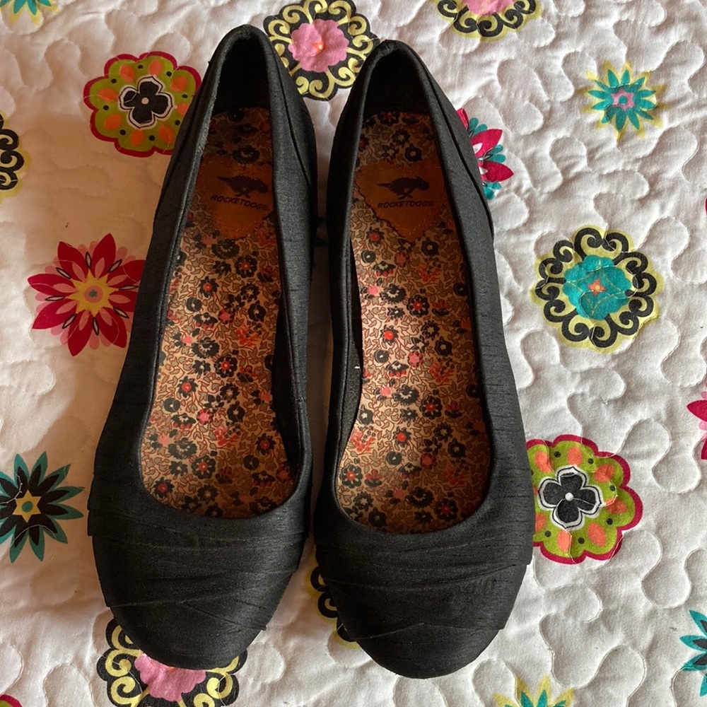 Black flats